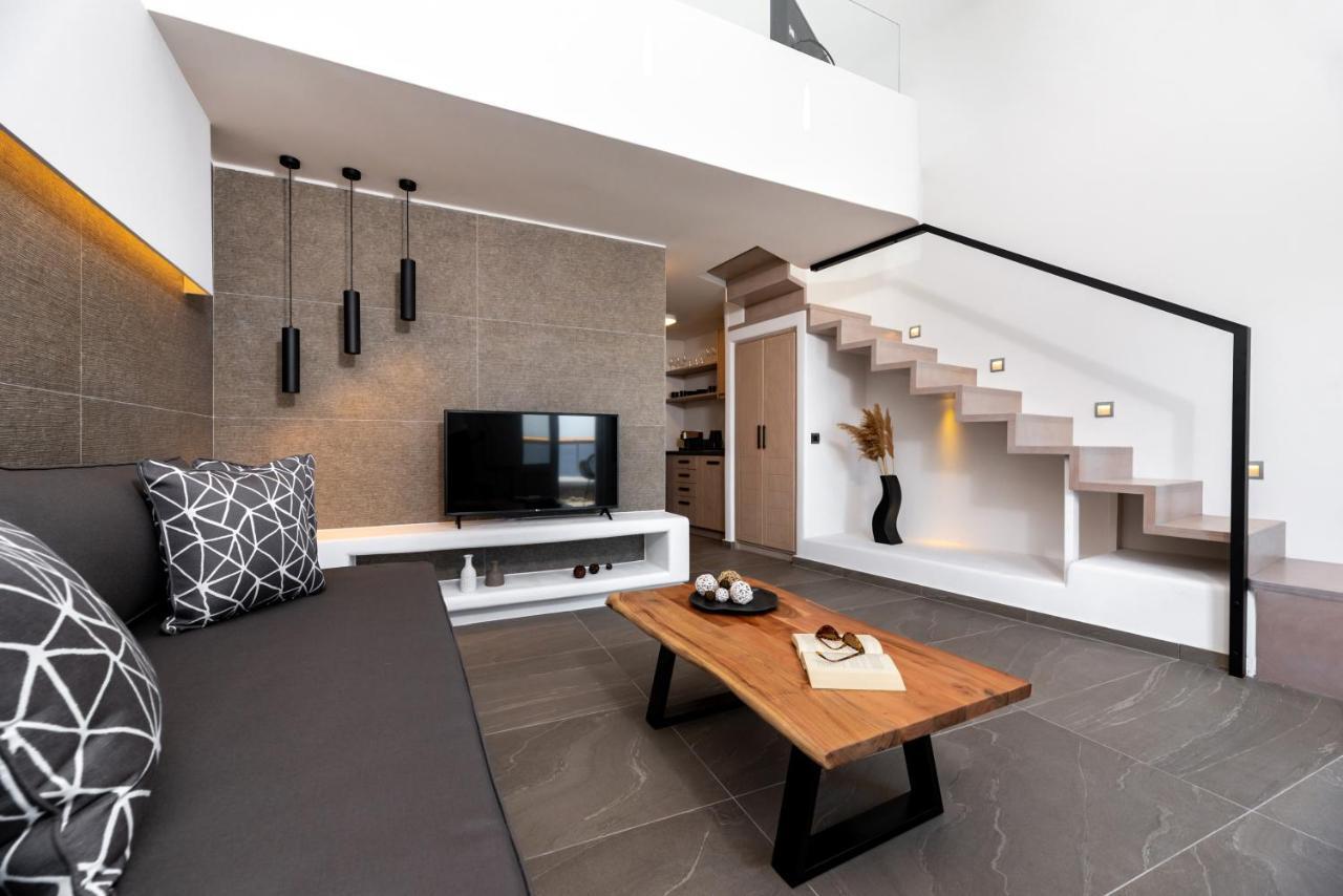 Neoma Luxury Suites Karterados (Santorini) Exterior foto