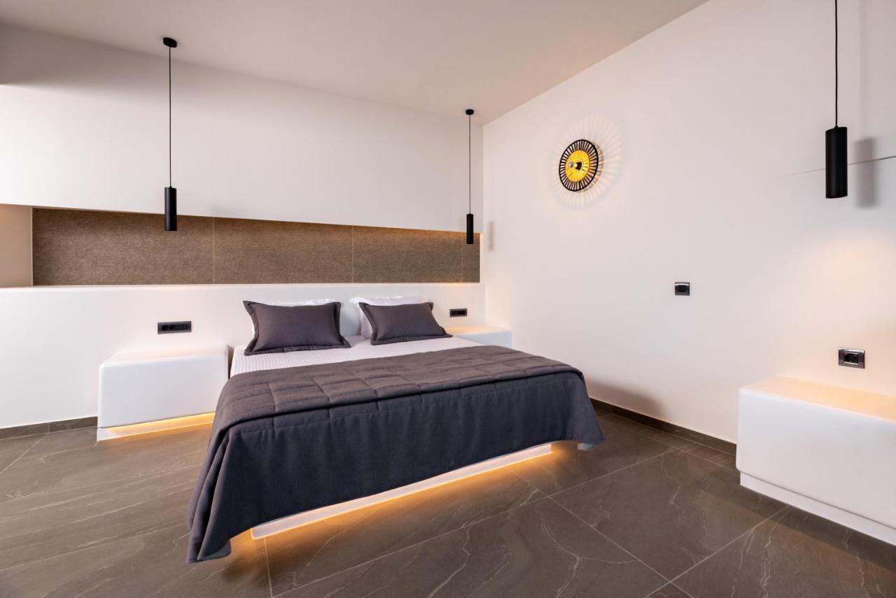 Neoma Luxury Suites Karterados (Santorini) Exterior foto